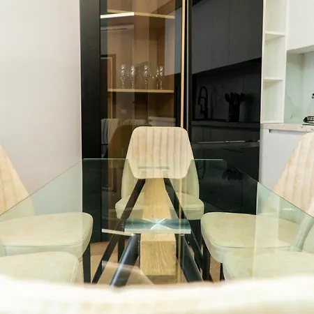 Signature 10 Apartment