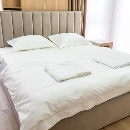 Signature 10 Apartment