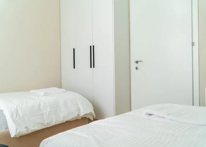 Signature 10 Apartment